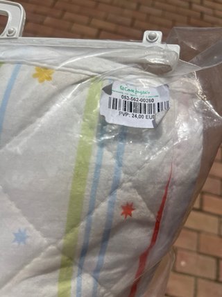 Protector cuna acolchado El Corte Inglés 24€