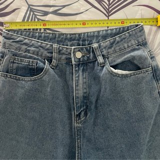 Pantalón vaquero roto Shein Talla S