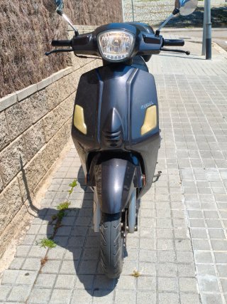 Moto Scooter KSR 125cc9