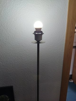Soporte pie de lampara