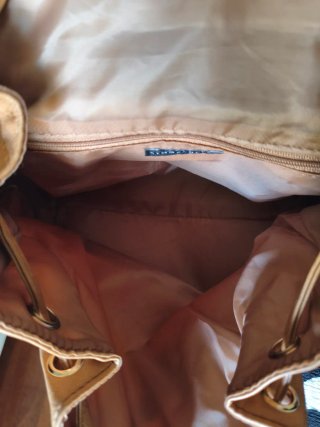 Mochila casual marrón con flecos