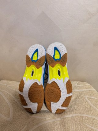 Scarpe Mizuno uomo taglia 42