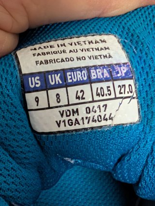 Scarpe Mizuno uomo taglia 42