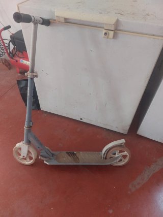 Patinete Oxelo gris