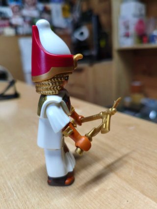 Playmobil Faraón Egipcio con Hacha Dorada