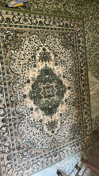 Alfombra salón beige y verde