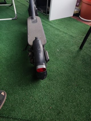 Patinete Eléctrico Xiaomi con cargador