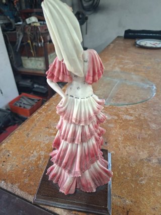 Rara scultura Auro Belcari donna spagnola flamenco