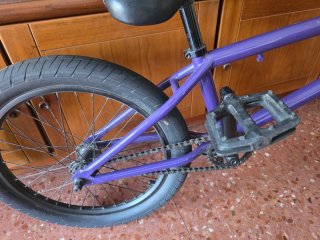 Bici BMX Morada Stay Strong Optimum PRK semi nuevo