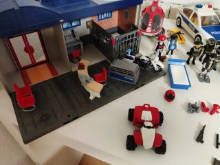 Playmobil Comisaría, cárcel y vehículos Policía