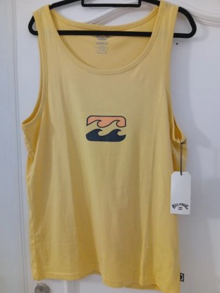 Camiseta sin mangas Billabong amarilla Talla L
