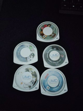 Lote 5 UMD Giochi PSP - Need for Speed