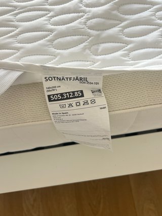 Cama IKEA MALM con colchón y cajones