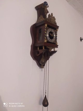 Reloj de pared antiguo