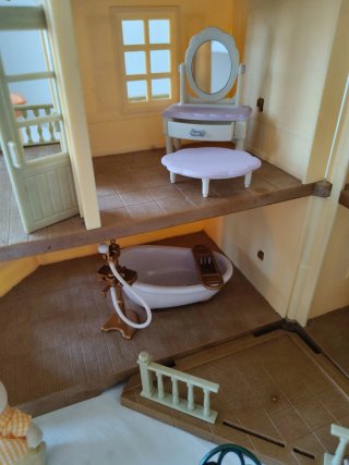 Casa Sylvanian Families con accesorios
