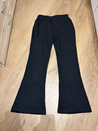 Pantalones campana Lefties negros. Flare.