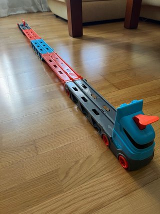 Camión Transporte y Pista Hot Wheels