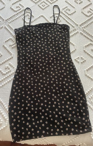 Vestido negro estampado floral