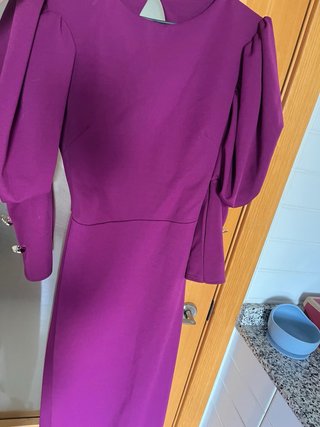 Vestido midi manga abullonada