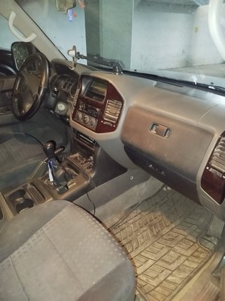 Mitsubishi Montero 2000