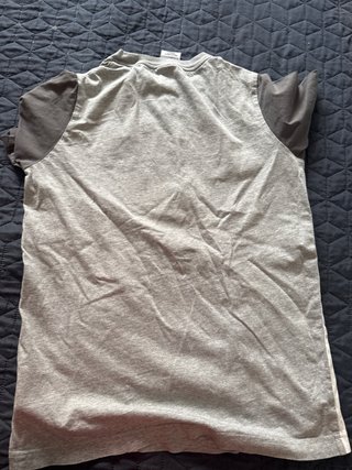 Camisetas Nike niño gris y blanco