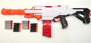 Nerf Ultra Strike Motorizada + 20 Dardos