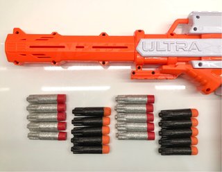 Nerf Ultra Strike Motorizada + 20 Dardos