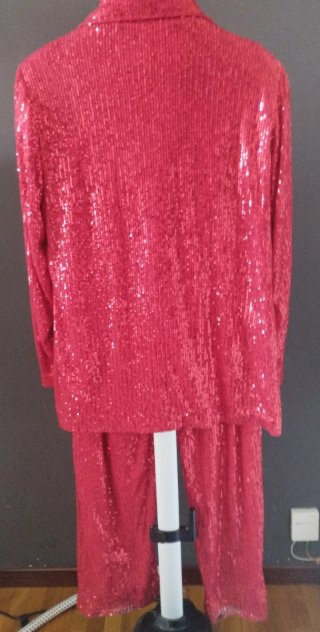 Traje de lentejuelas rojo