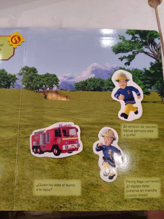 Libro con Imanes Sam el Bombero