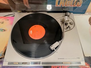 Tocadiscos Pioneer japonés