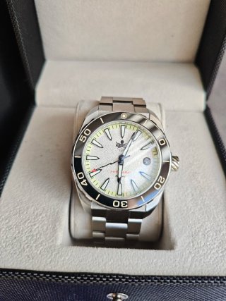 Phoibos Proteus Reloj Automático