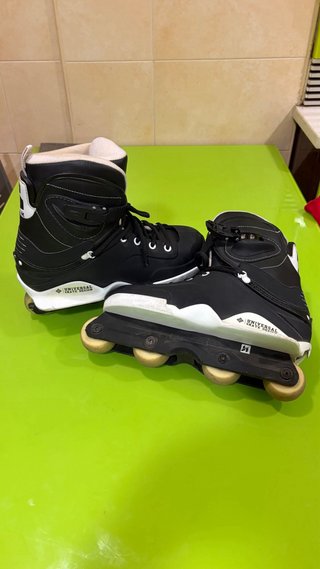 Patines Freestyle Negro/Blanco Poco Uso