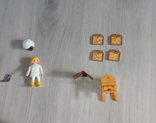 Playmobil Apicultora con Colmena