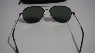 Gafas de sol Ray-Ban negras y grises aviador