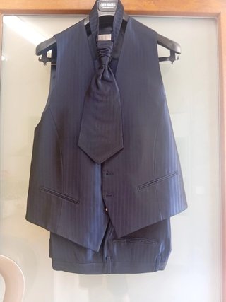 Traje Carlo Pignatelli Ceremonia Azul Marino