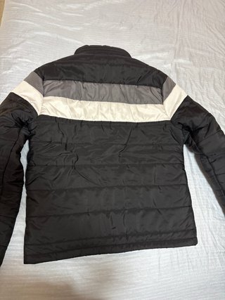 Chaqueta acolchada con rayas