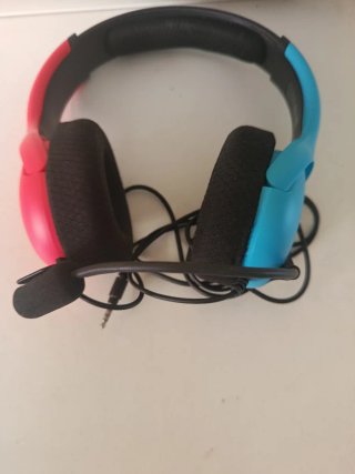 Cascos Nintendo Switch Rojo y Azul