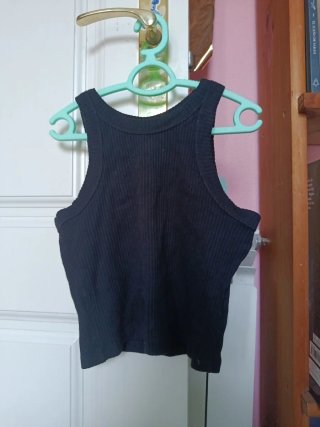 LOTE de 4 vestidos y 2 camisetas verano