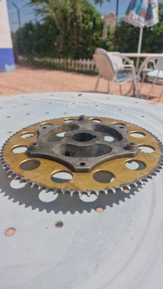 Corona y Buje Kart Eje 30mm