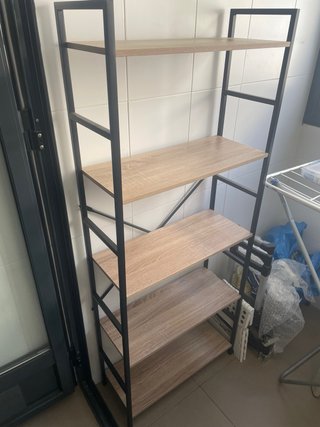 Estantería diseño industrial metal y madera