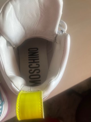 Sneakers Moschino Couture autenticas . T39