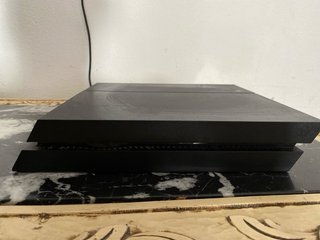 Consola Sony PS4 Negra