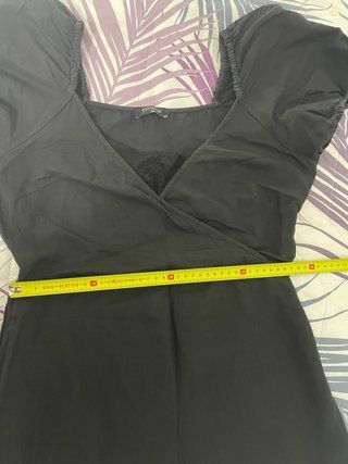 Vestido negro Systemaction manga corta T36