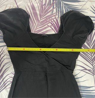 Vestido negro Systemaction manga corta T36
