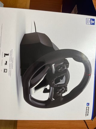 Volante HORI PS4/PS5/PC con Pedales