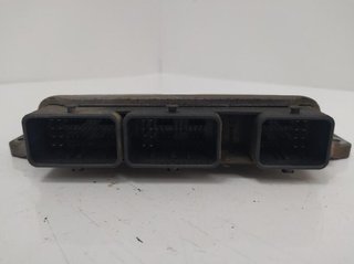 Renault 277957 centralita motor 8200298457 megane