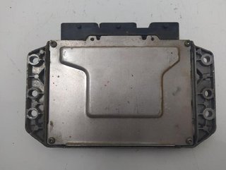 Renault 277957 centralita motor 8200298457 megane