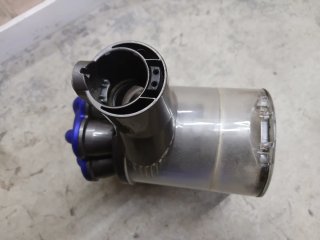 Aspirapolvere Dyson DC35