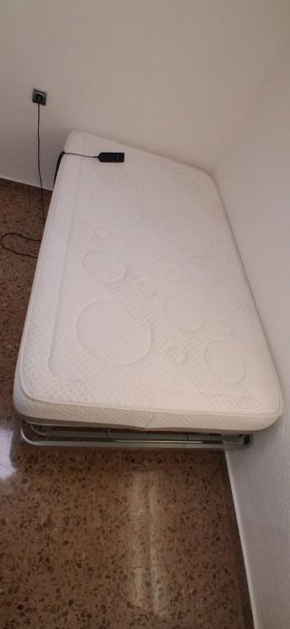 Cama articulada con colchón