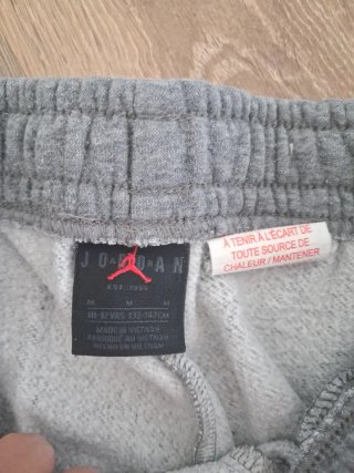 Pantalones Jordan grises